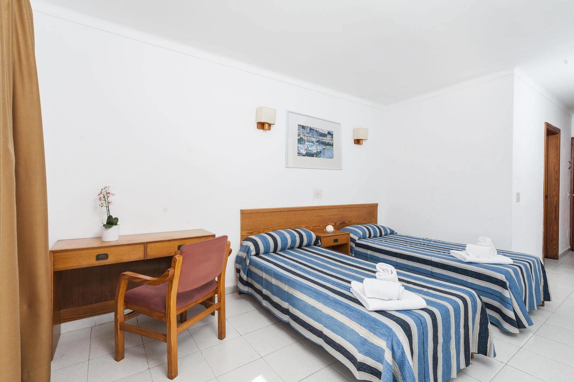 Hostal Casa Bauza Cala Ratjada  Exterior photo
